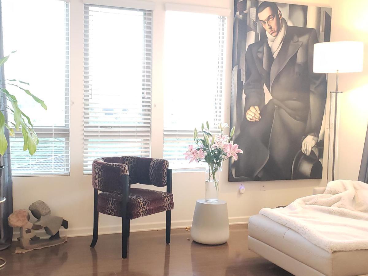 Penthouse Dreams * Irvine